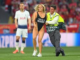 Here are some methods we are going to use to fix discord live viewing not working in. Who Are Vitalyzdtv The People Behind Champions League Final Streaker Football London