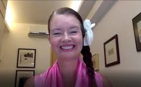 Live Chat with Ms Therese Owen