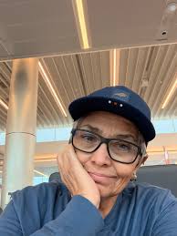 Living with a prosthetic leg after amputation