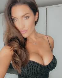 Im a proud MILF - Im way hotter than women 20 years younger than me and I  know everyone agrees | The Sun