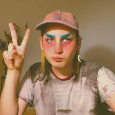 CURSO: CREACIÓN DE JUEGOS DE MESA, Construyendo salud comunitaria Arriba  del Pegaso ediciones, centro de de arte terapia grupal y comunitaria,  formada por expertos por experiencia y estudios en salud mental, desde