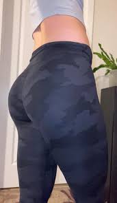Leggings creepshots