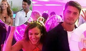 Love Island Star Mike Thalassitis Dies At 26 Tyla Carr Leads Heartbreaking Tributes Daily Mail Online