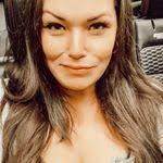 Miriam Snow (MissMiriamElan)