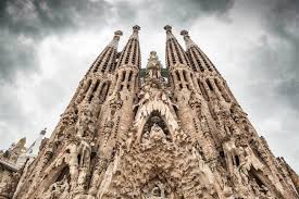 Antoni gaudí's sagrada familia basilica in barcelona has entered its final phase of construction and is scheduled for completion in 2026, to coincide with the centennial of the architect's death. How The Sagrada Familia In Barcelona Will Look Once Completed D S