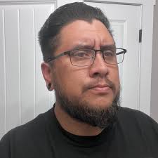 Why do rear wheels turn opposite when 4ws is