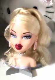 Cloe Head Gamez: Explore the Bratz Universe