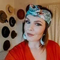 Courtney Keefer's Instagram, Twitter & Facebook