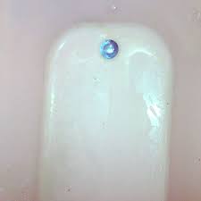 And standing in water up to your ankles while you shower is hardly a sustainable scenario. Best Bathtub Cleaner Ever Mix Borax Dawn Dish Soap And A Little Water In A Bowl To Make A Paste Household Cleaning Tips Bathtub Cleaner Cleaning Household