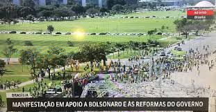 A população acompanhou de perto hoje pela manhã uma manifestação contra a reforma da previdência, a movimentação começou por volta de 8 a manifestação terminou em frente a câmara de vereadores onde foi realizado uma audiência publica e onde diversas personalidades falaram aos. Midia Corporativa Salva Governo Bolsonaro Ao Nao Expor O Fracasso Politico Das Manifestacoes De Hoje