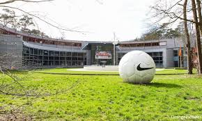 Nieuwe bondscoaches voor nederlandse jeugdelftallen. Voetbal247 Visie Knvb Trek Die Pleister Er Nu In Een Keer Af Voetbal247 Nl
