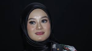 Maybe you would like to learn more about one of these? Setelah Melahirkan Dinda Hauw Ingin Punya Rumah Dan Umrahkan Keluarga Kumparan Com