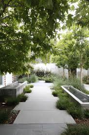 Landscape Architect Visit A Refined Family Garden With Flexible Play Zones In La S Pacific In 2020 Small Japanese Garden Modern Landscaping Japanese Garden Design