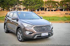 Guillermo m., pr (2014 hyundai santa fe) the steering is very responsive for a 5600 lb vehicle. 2014 Hyundai Grand Santa Fe 2 2l R Evgt 4wd Premium Car Reviews