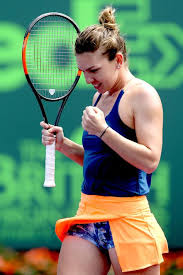 Simona halep, cea care își cumpără îmbrăcămintea deși nu a câștigat niciodată un grand slam și are 27 de ani, simona halep este în prezent cea mai bună jucătoare de tenis din lume. 39 Simona Halep Ideas Simona Halep Tennis Players Female Tennis Players