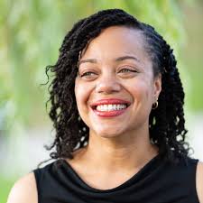 Abria Smith's Instagram, Twitter & Facebook