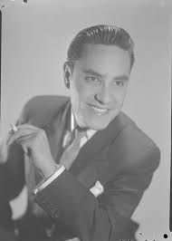 RAÚL SHAW MORENO: EL "TENOR DE LAS AMÉRICAS" QUE NACIÓ EN ORURO Compartimos  un extraordinario retrato de Raúl Shaw Moreno, uno de los más destacados  cantantes y compositor de boleros, nacido en