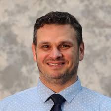 Employees by Last Name