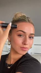 Freya Olsen's Instagram, Twitter & Facebook