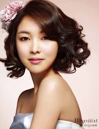 Pin By Ido Wedding On Korean Wedding Hair Makeup Korean Wedding Hair Wedding Hair And Makeup Hair Styles