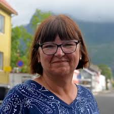 Og til alle ansatte i Vågan kommune sender jeg de beste ønsker for julen