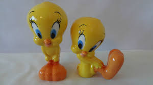 Tweety Bird Salt And Pepper Shakers Tweety Bird Salt And Pepper Shakers Tweety Bird
