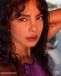 Priyanka Chopra chose the ultimate tropical escape to mark her birthday  this year: the breathtaking Bahamas. 🌴 Surrounded by turquoise waters,  white-sand beaches, and endless sunshine, she fully embraced the island  life.