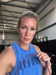 Don't forget to book in for my heels chair class this evening Wednesday  17th Sept in method fitness Cork. Dm to book in the choreography gonna be  so much fun and juicy.