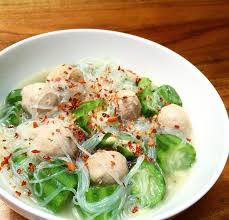 Resep sayur dan tumis oyong yang kami sajikan ini bisa menjadi refrensi dalam menyajikan menu sayur untuk keluarga. Resep Tumis Oyong Baso Sapi Masakan Simpel Tumis Resep Makanan