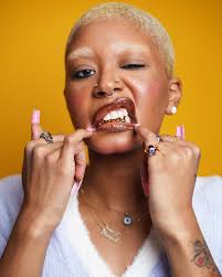 This babe is wearing everything K-Celeste 😍☺️ Foundation: K12 Primer  Setting spray Blush: pink from the multicolor eyeshadow palette Lipstick:  melanin from hues of nudes lip kit Lipgloss: clear gloss Model:  @queen_hibbler_