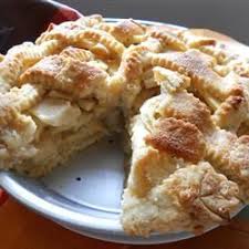 Apple Pie Note Add 1 Tsp Cinnamon And 1 4 Tsp Nutmeg To Make It Even Better Apple Pie Recipes Recipes Apple Recipes