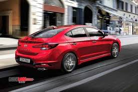 The ice drives the front wheels of the vehicle. Hyundai Elantra Sport Makes Global Debut Gets 1 6l Petrol 204 Ps Engine