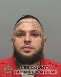 Are those tears? #Mugshots  https://mugshotsleecounty.com/lee-county-arrests/kari-ann-guinn-of-lee-county/