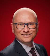 Bobby Pace's Instagram, Twitter & Facebook