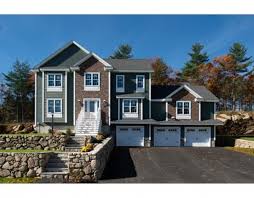 Welcome To Sumner Farms Phase Ii Selling Fast Billerica S Premier New Construction Subdivision Near Bedford Carlisle Line With Images Local Builders Building A House