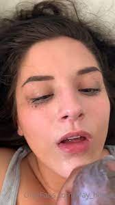 Play_house w chloe_bankz Cumshot Facial
