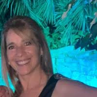 100+ perfiles de «Dina»