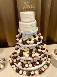 Wedding Cakes In Cincinnati Kenwood Otr 3 Sweet Girls Cakery Textured Wedding Cakes Tiered Wedding Cake Wedding Cakes With Cupcakes