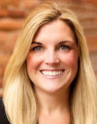 Kristen Bridges's Instagram, Twitter & Facebook