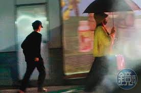 Feng ze 邱鋒澤 pinyin lyrics and english translation. é‹'é‡‡cpåŒå±…ä¸­ å„„è¬å°é–‹ é‚±é‹'æ¾¤åŒå±…é‡‡å­å‡ºå¤–è£ä¸ç†Ÿ é¡é€±åˆŠ Line Today