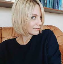 Le carré structuré les cheveux fins doivent impérativement être travaillés en coupe structurée. Coiffure Coupe Aux Carre Pour Cheveux Fins