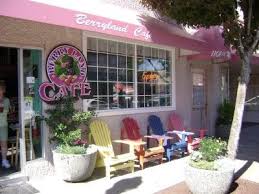 Pin By Tracey Worrell On Cafe Diner Cafe Exterior Cafe Coffee Shop