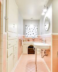 If you are looking for retro pink bathrooms you've come to the right place! Hausratversicherungkosten Cool Pink Bathroom Ideas In Collection 6003