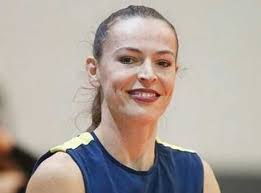 Kurtlar vadisi dizisinde nihat nikerel tarafından canlandırılmış karakter. Eda Erdem Dundar Kimdir Nereli Kac Yasinda Boyu Kilosu Esi Kim
