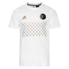 Check out his latest detailed stats including goals, assists, strengths & weaknesses and match ratings. Adidas T Shirt Graphic Paul Pogba Season 7 Weiss Gold Limited Edition Www Unisportstore De