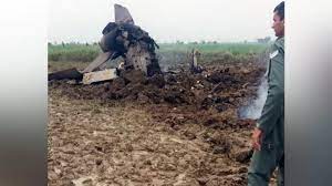 An indian air force (iaf) pilot died on thursday night when his aircraft crashed, the iaf said. Yet Another Indian Air Force Mig 21 Crashes