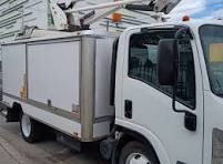 2017 Isuzu NRR Bucket Truck - Florida Trucks and Parts