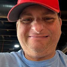 Ryan Coburn (@ryancoburn1980) • Threads, Say more