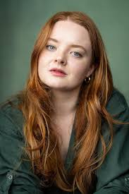 Isabel Sinclair's Instagram, Twitter & Facebook