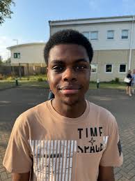 Danielle Manson (@daniellejmanson)